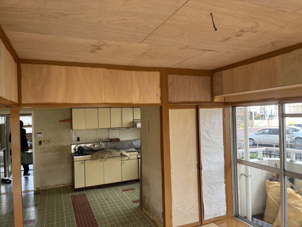 新潟県三条市アパート内装塗装工事